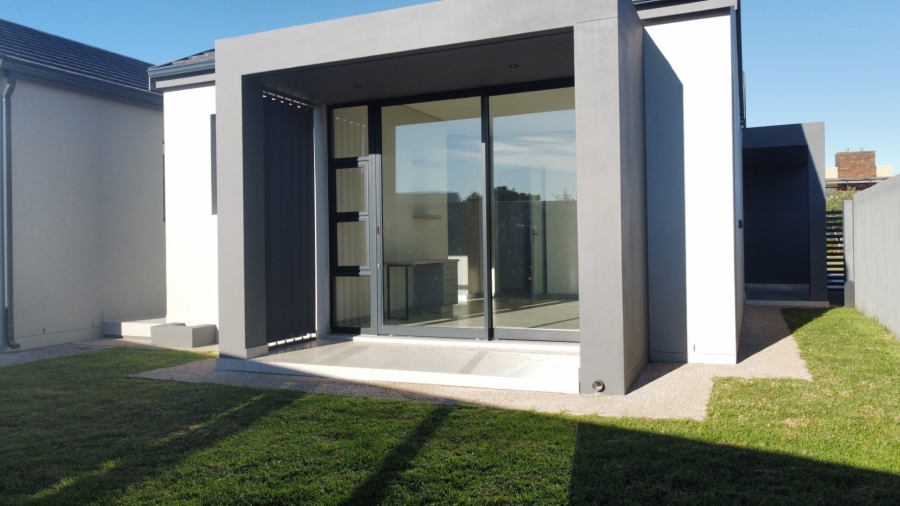 4 Bedroom Property for Sale in Oubaai Western Cape